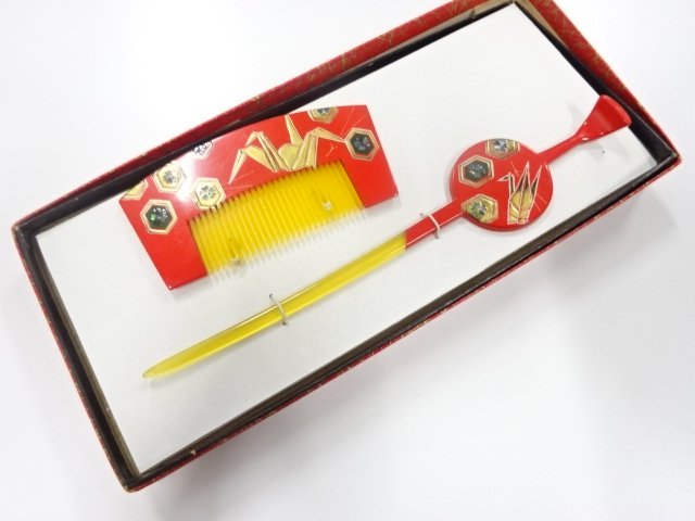 SALE!! Antique Comb and hairpin set