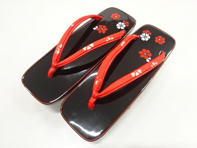 SALE!! JAPANESE KIMONO / PAULOWNIA GETA (23 CM)