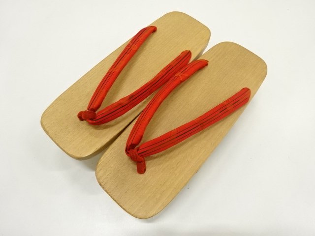 SALE!! JAPANESE KIMONO / PAULOWNIA GETA (23 CM)