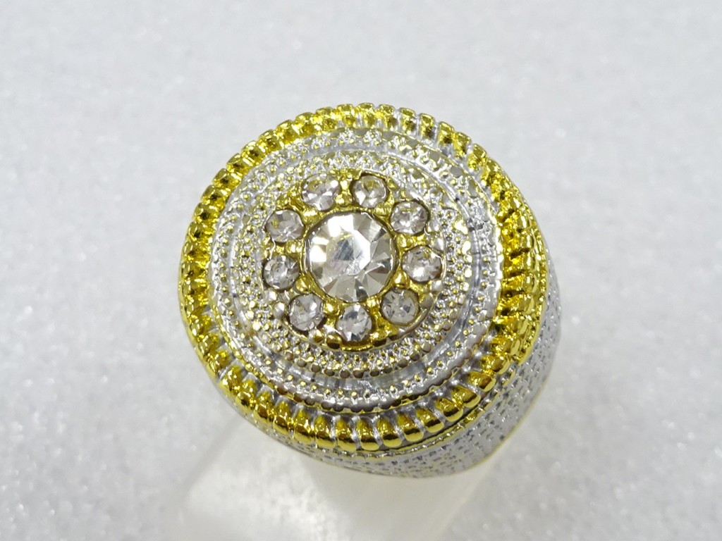 SALE!! CRYSTAL FASHION RING / JP SIZE 14