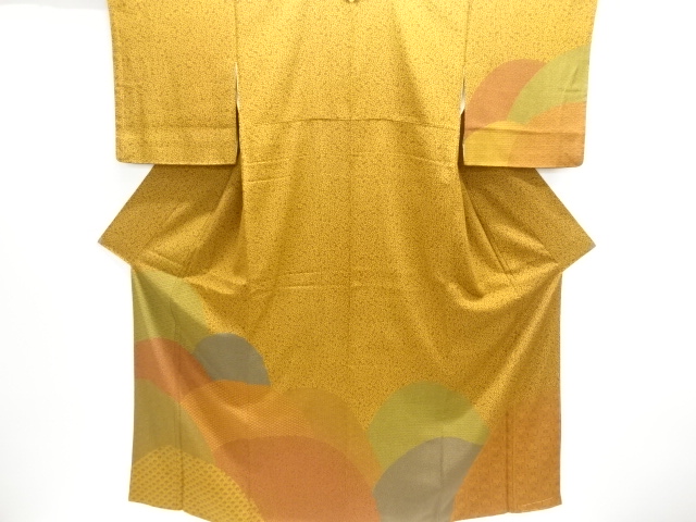 SALE!! JAPANESE KIMONO / HOMONGI / TRADITIONAL PATTERN & SEIGAIHA