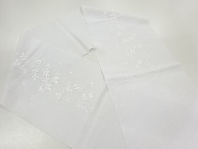 SALE!! JAPANESE KIMONO / CHIRIMEN FABRIC FLORAL EMBROIDERY HANERI
