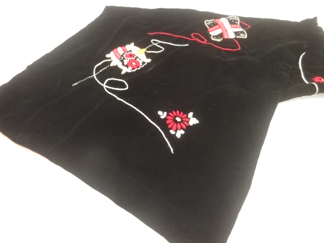 SALE!! JAPANESE KIMONO / ANTIQUE VELVET THREAD-WRAP PATTERN EMBROIDERY SHAWL