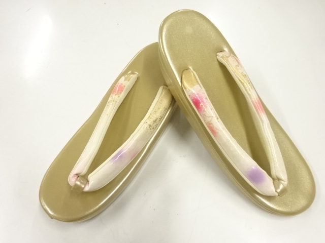 SALE!! JAPANESE KIMONO / JAPANESE-STYLE ZORI (SIZE M)