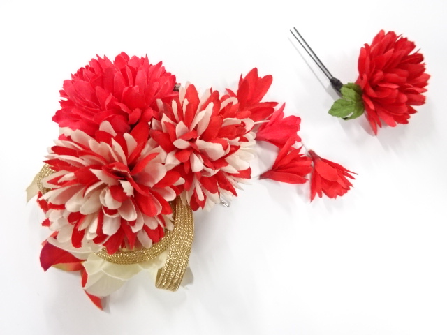 SALE!! JAPANESE KIMONO / ANTIQUE HAIR ACCESSORY SET