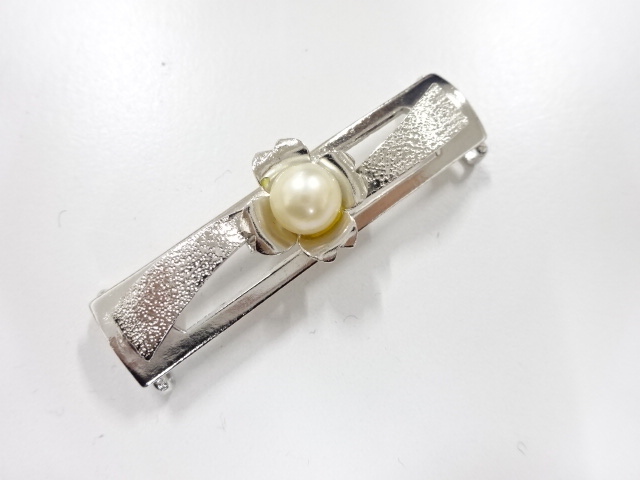 SALE!! JAPANESE KIMONO / ANTIQUE OBIDOME (SASH CLIP) / PEARL