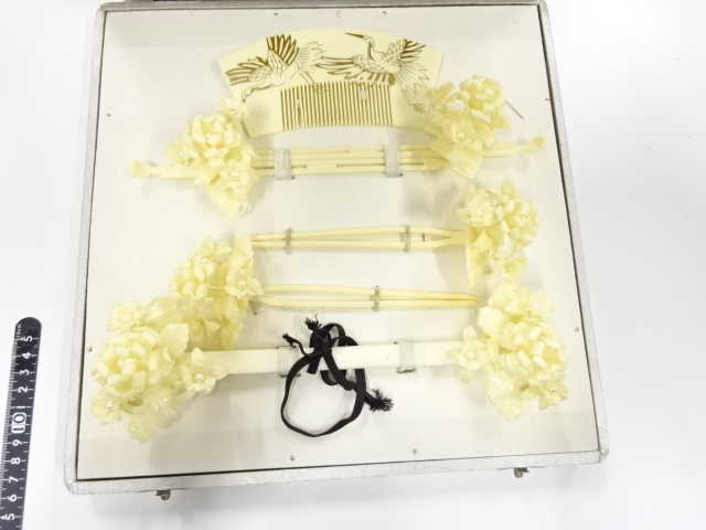 SALE!! JAPANESE KIMONO / ANTIQUE HAIR ACCESSORY SET FOR BRIDE