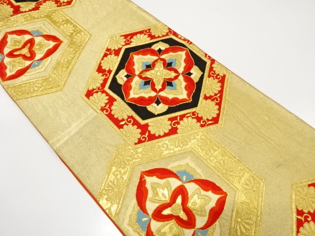 アンティーク　亀甲に華紋・菊唐草模様織り出し袋帯（材料）