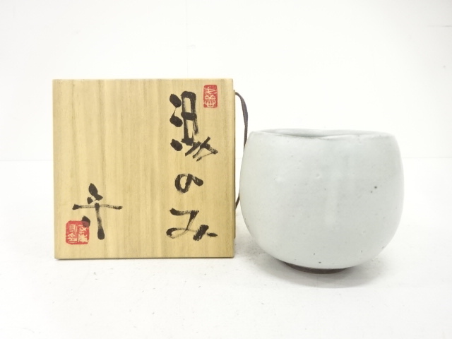 SALE!! JAPANESE CERAMICS / YUNOMI TEA CUP / WHITE GLAZE / ARTISAN WORK