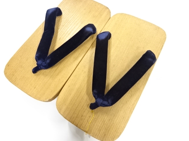 SALE!! JAPANESE UNUSED MENS PAULOWNIA GETA (24 cm)