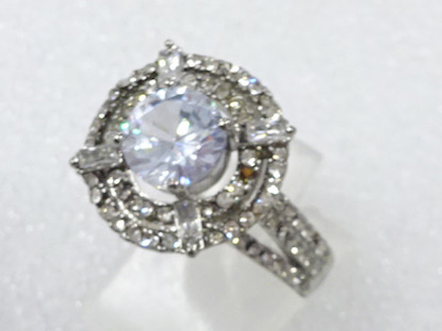 SALE!! CRYSTAL FASHION RING / JP SIZE 21