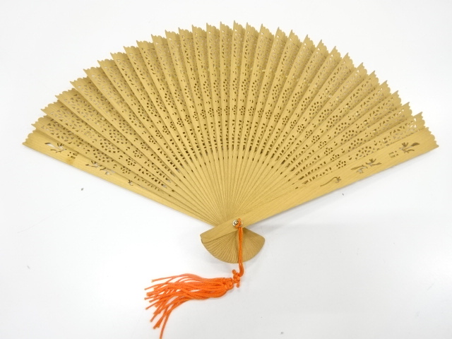 JAPANESE KIMONO / ANTIQUE SANDALWOOD FAN