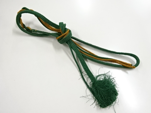リサイクル　正絹　振袖用手組帯締め（深緑）