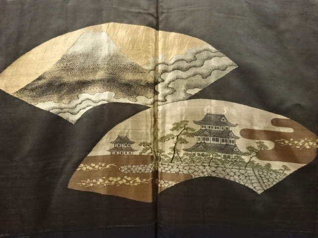 アンティーク　地紙に富士・城模様織り出し緞子肩裏紋付羽二重男物羽織