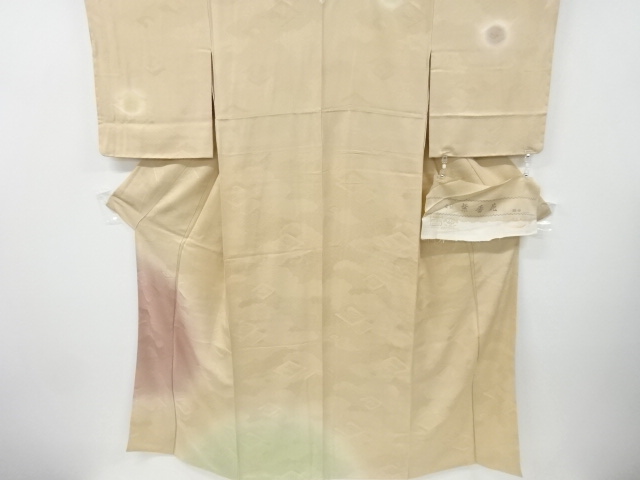着物・帯 ] - 色無地 未使用品 仕立て上がり 菱に花・古典柄織り出し一 