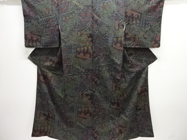 裂取りに花模様小紋着物