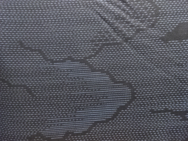 アンティーク　雲模様織り出し本場泥大島紬着物