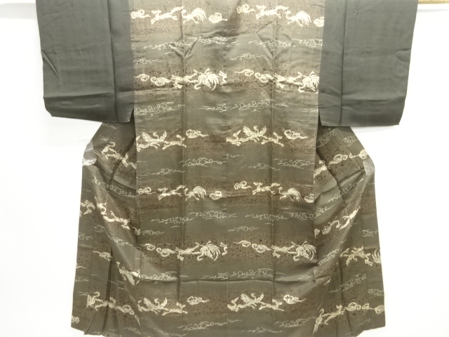 SALE!! JAPANESE KIMONO / ANTIQUE MENS JUBAN / SILK / STRIPE & ANIMALS