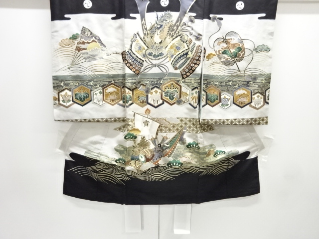 SALE!! JAPANESE KIMONO / KIMONO FOR BOYS / SILK / MONTSUKI / KABUTO HELMET