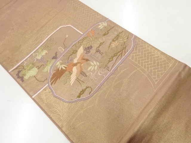 アンティーク　金彩絵皿に花鳥・葡萄模様刺繍袋帯（材料）