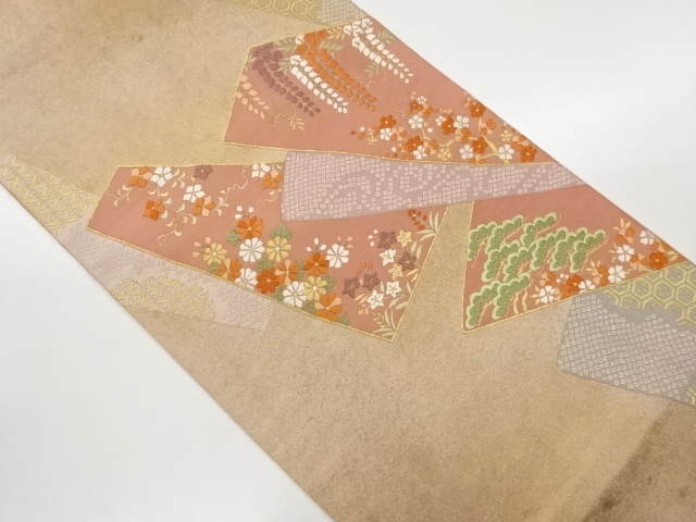 花々に古典柄模様織出し袋帯