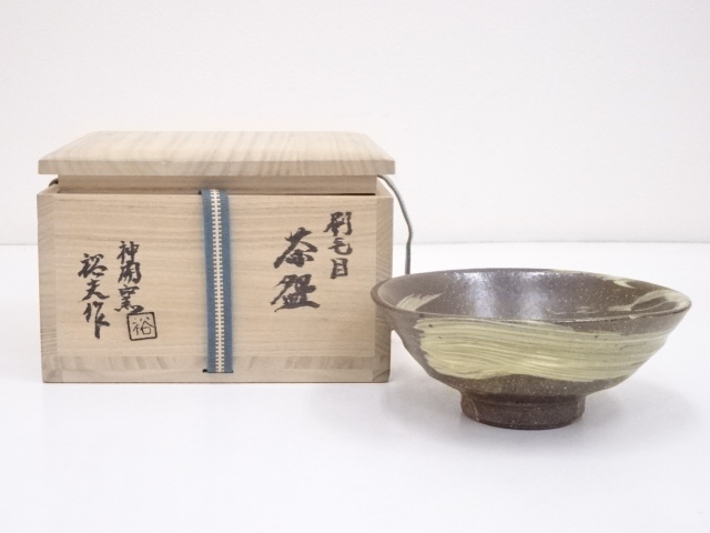 JAPANESE TEA CEREMONY / TEA BOWL CHAWAN / BRUSH MARKS 
